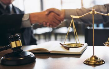 What is a commercial arbitrator? What are some differences with a court?