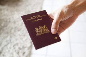 Extension of visa for Dutch nationals