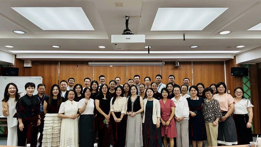 Dr. Lawyer Le Thi Dung Provides Comprehensive Insights on Vietnam’s Investment Law to the Chinese Legal Community at Guangdong University of Foreign Studies Dr. Lawyer Le Thi Dung Provides Comprehensive Insights on Vietnam’s Investment Law to the Chinese Legal Community at Guangdong University of Foreign Studies